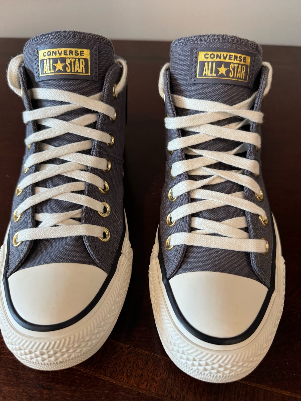 LEIGH Converse Chuck Taylor All Star Madison  Mid-Top Sneakers Model A13826F W7